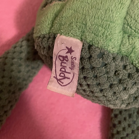 Scentsy Buddy Frog with Amazon Rain scent pack - Picture 4 of 6